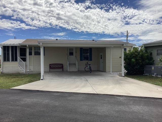 1919 Buccaneer Drive a Sarasota, FL Mobile or Manufactured Home for Sale
